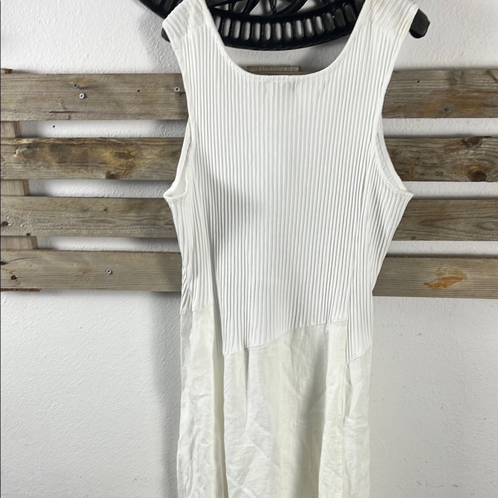 Cream A-Line Maxi Dress with Scoop Neck - Picture 5 of 9